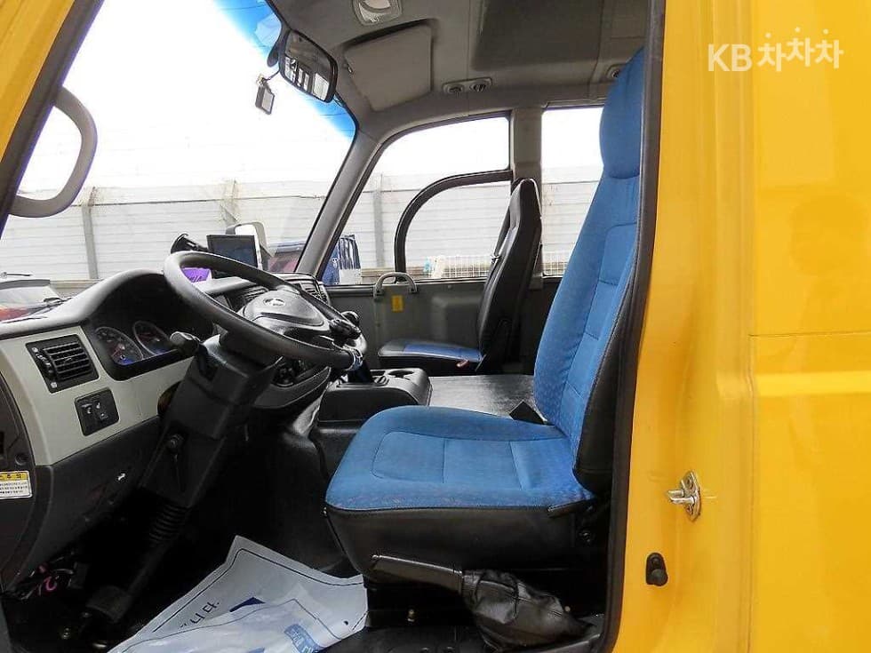 GM Korea 레Star장축 DLX 39-seater - 5