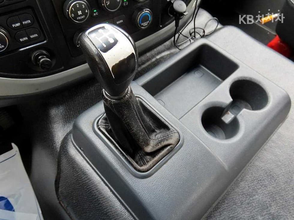 GM Korea 레Star장축 DLX 39-seater - 12