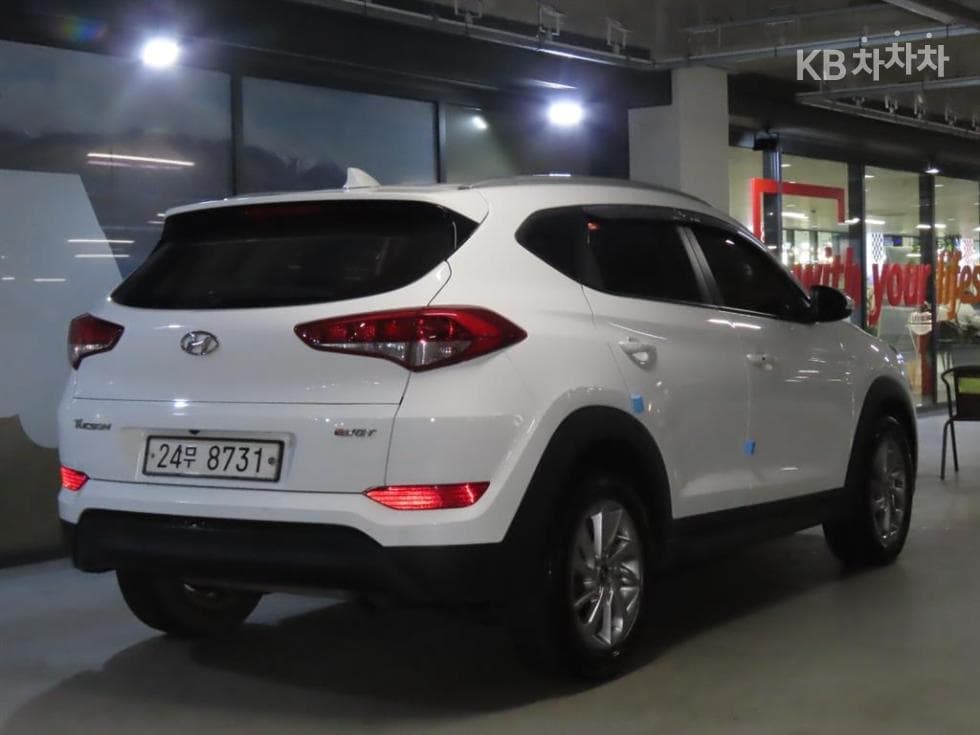 Hyundai All New TucsonDiesel(e-VGT UⅡ)1.7 2WD Modern - 4