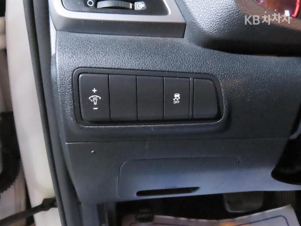 Hyundai All New TucsonDiesel(e-VGT UⅡ)1.7 2WD Modern - 11