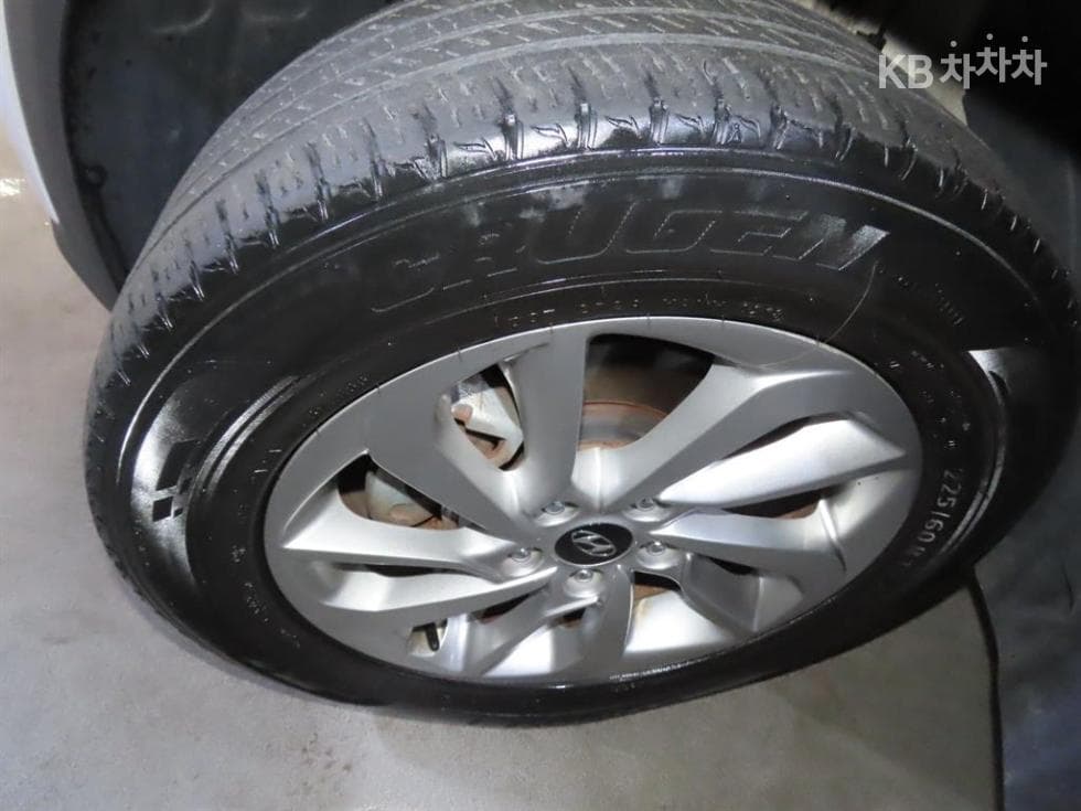 Hyundai All New TucsonDiesel(e-VGT UⅡ)1.7 2WD Modern - 20