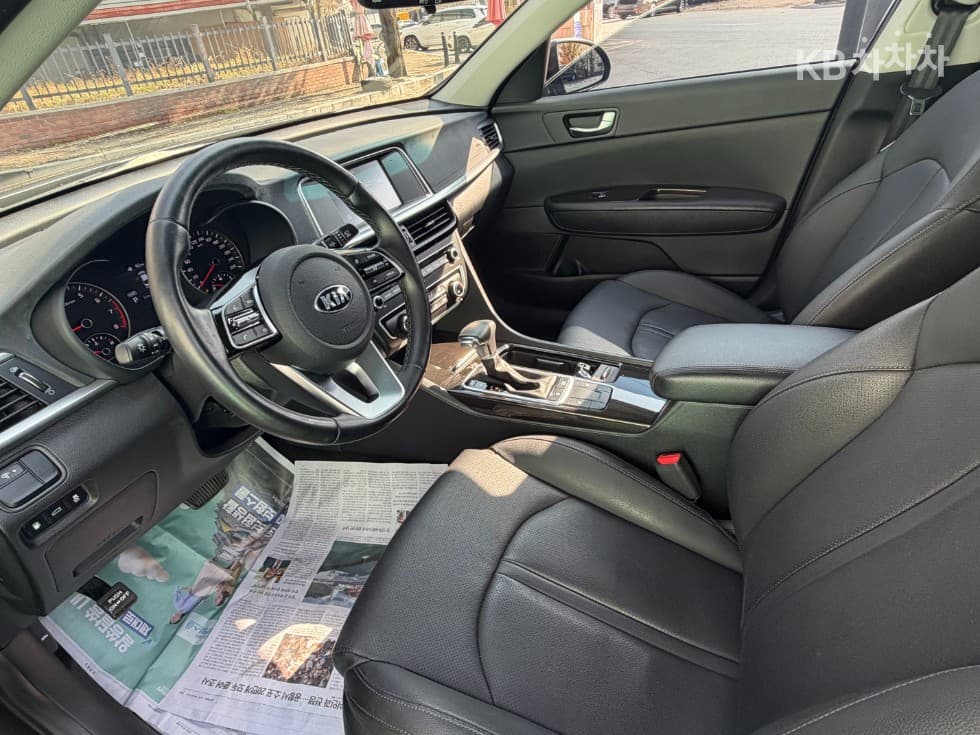 Киа The New (фейслифт) K5 Второ поколение2.0 Бензин Престиж - 10