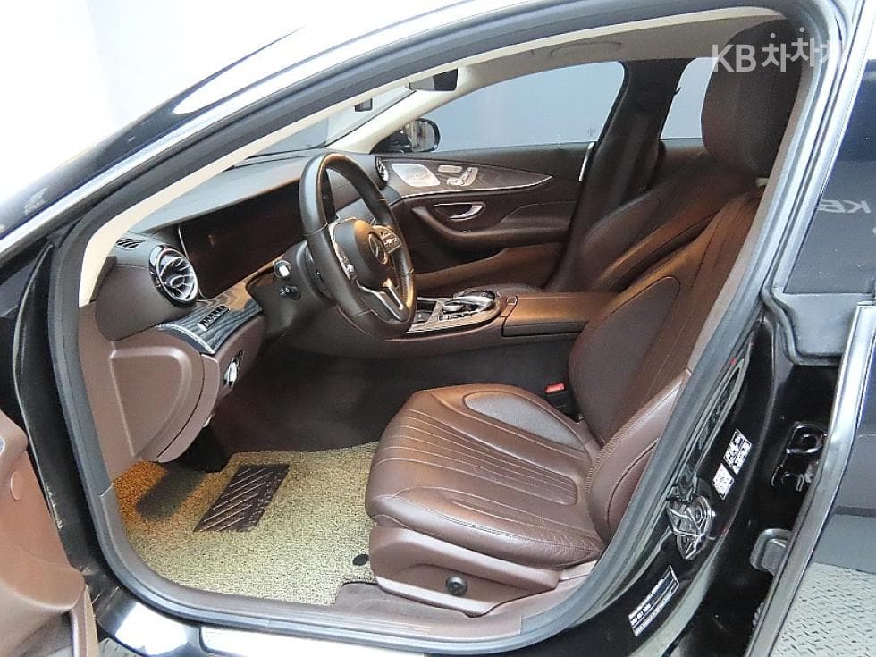 Mercedes-Benz CLS클래스(C257)CLS400d 4MATIC Стандартен - 10