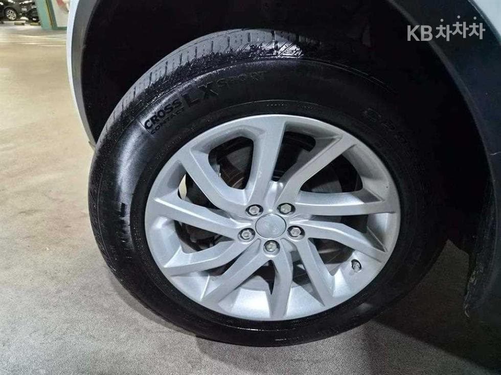 Land Rover 디스커버리 스포츠2.0 TD4 HSE Luxury - 20
