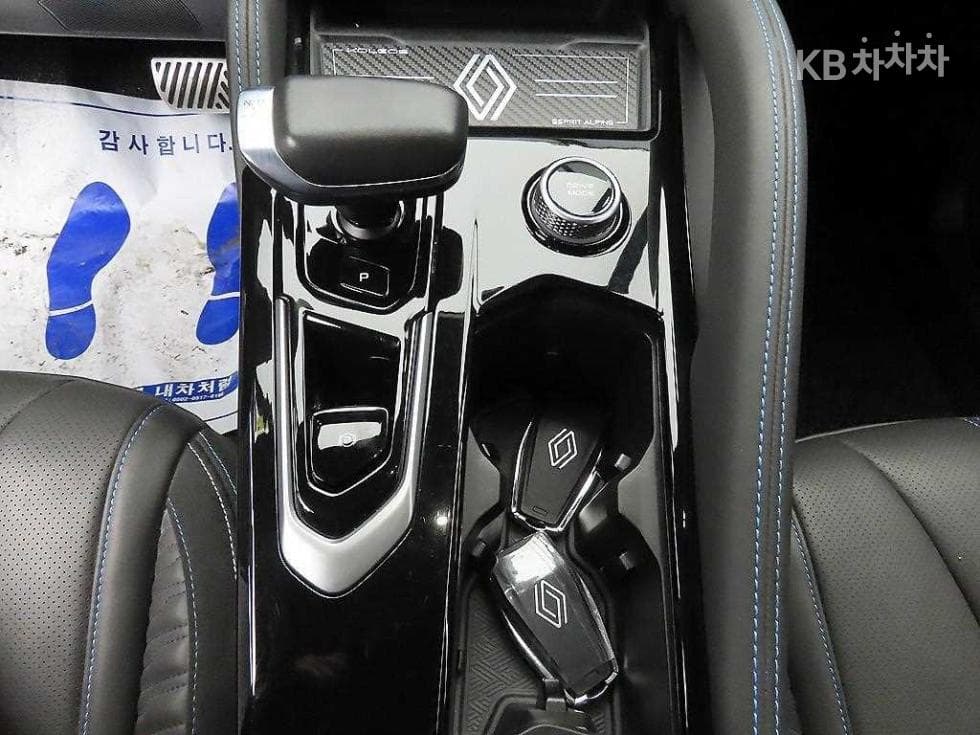 Renault Korea 그랑 콜레오스E-Tech Hybrid 에스프리 알핀 - 10