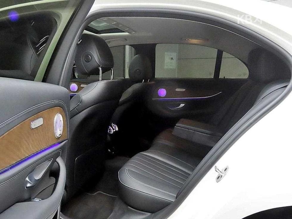 Mercedes-Benz E-Клас (W213)E220d 4MATIC Exclusive - 6
