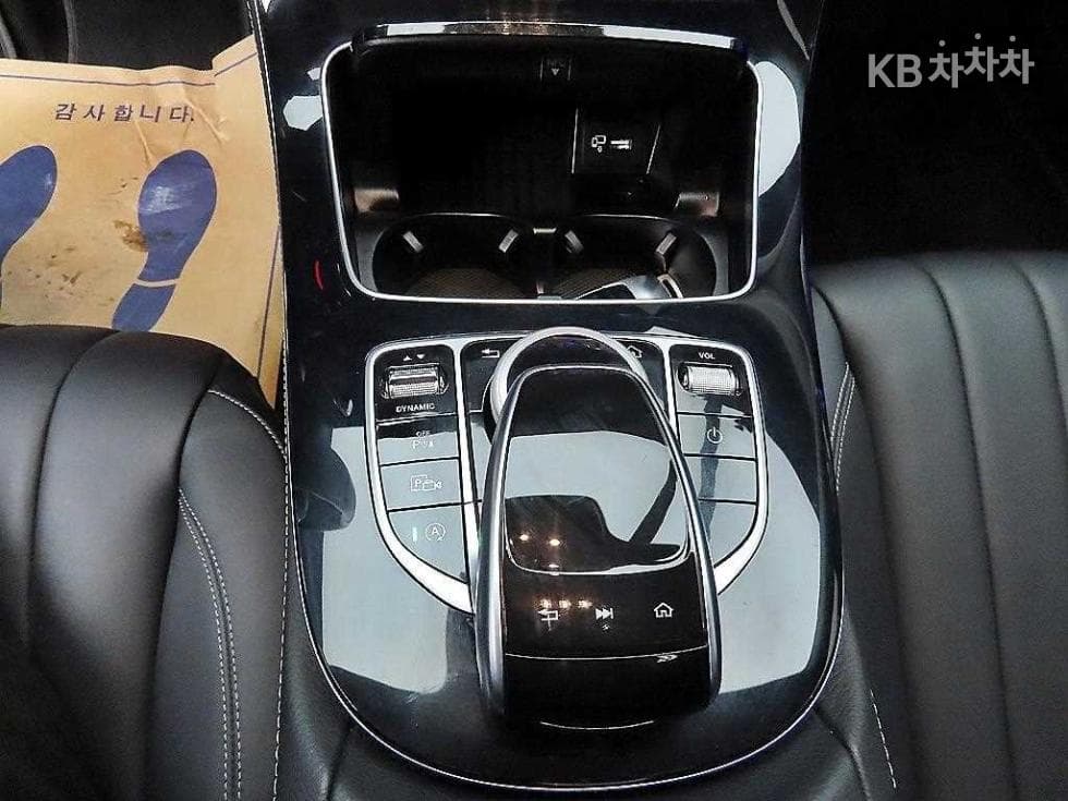 Mercedes-Benz E-Клас (W213)E220d 4MATIC Exclusive - 14