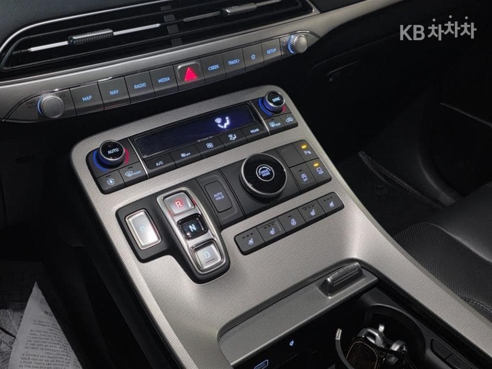 Hyundai Palisade3.8 Gasoline 7-seater (Limousine) Prestige - 18