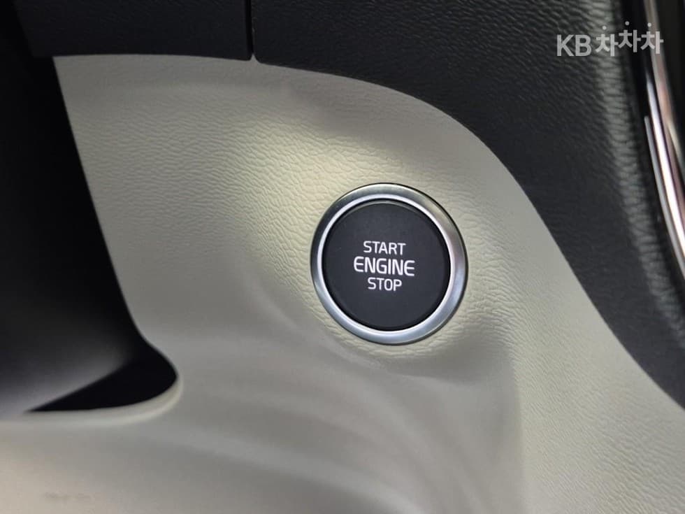 Volvo XC40B4 AWD Ultra Bright - 17
