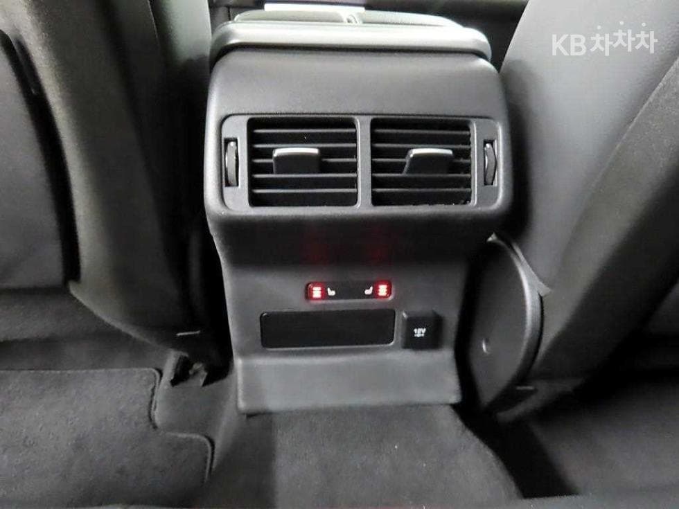 Land Rover Range Rover 벨라3.0 D300 R-Dynamic SE - 12