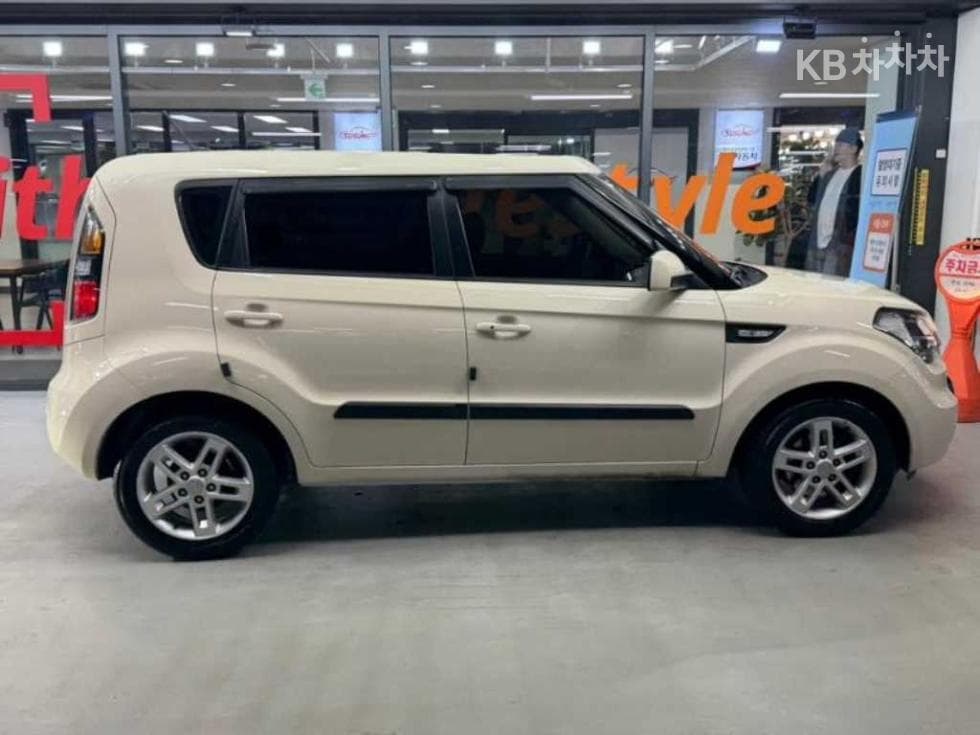 Kia Soul1.6 Smart Standard - 3