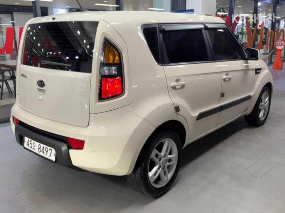 Kia Soul1.6 Smart Standard - 4