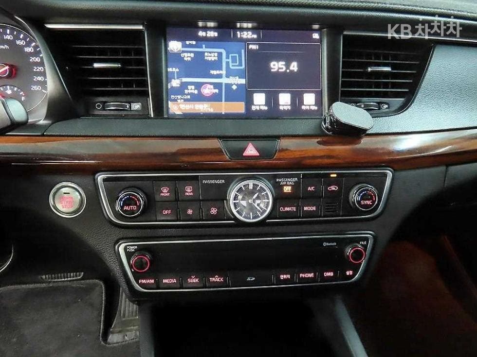 Kia All New K73.0 LPi Prestige - 15