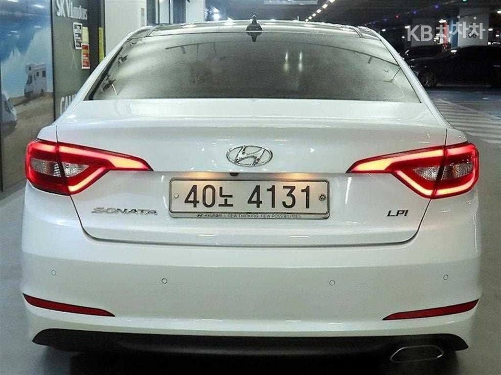 Hyundai Sonata LFLPI Modern Disabled-accessible - 5