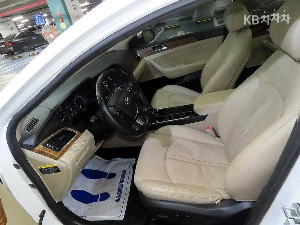 Hyundai Sonata LFLPI Modern Disabled-accessible - 6