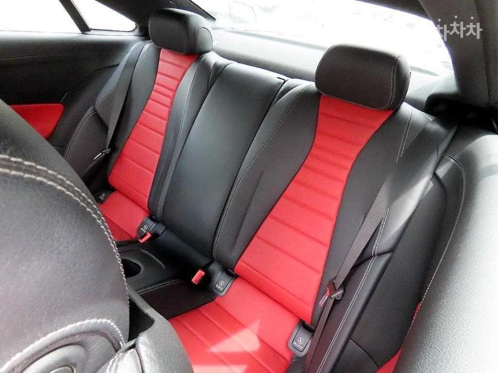 Mercedes-Benz E-Class (W213)E220d COUPE - 6