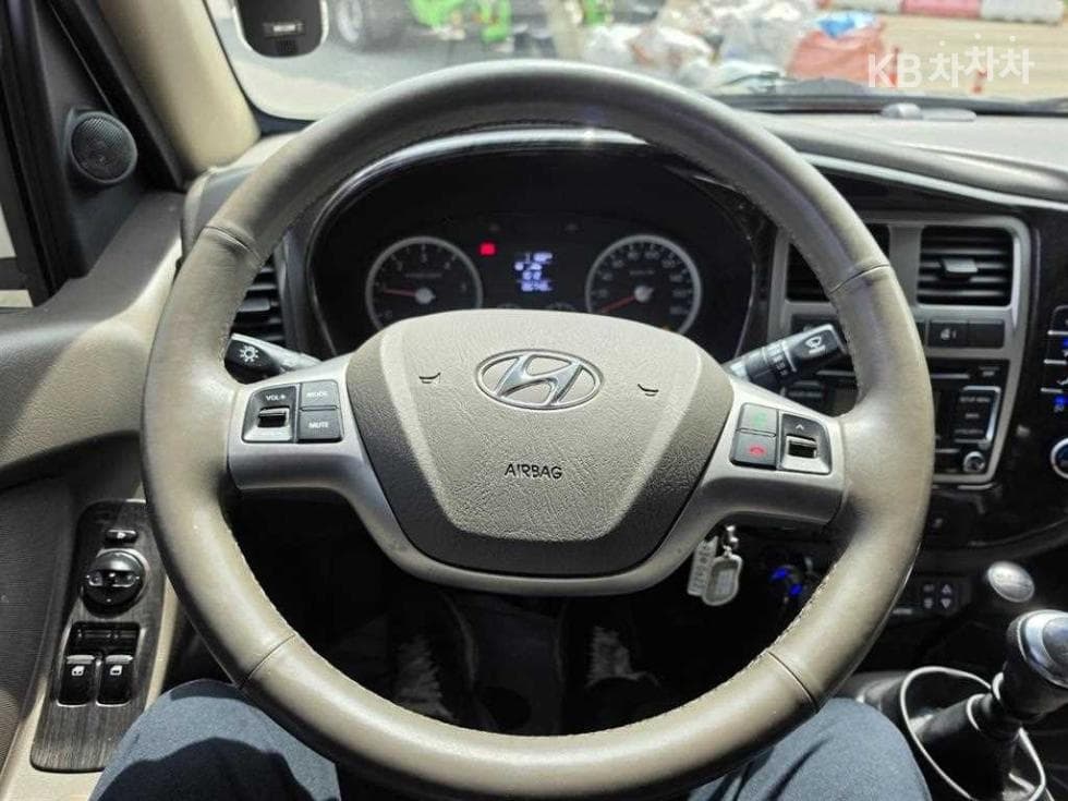 Hyundai Porter 24WD 장축 Super Cab Modern - 12