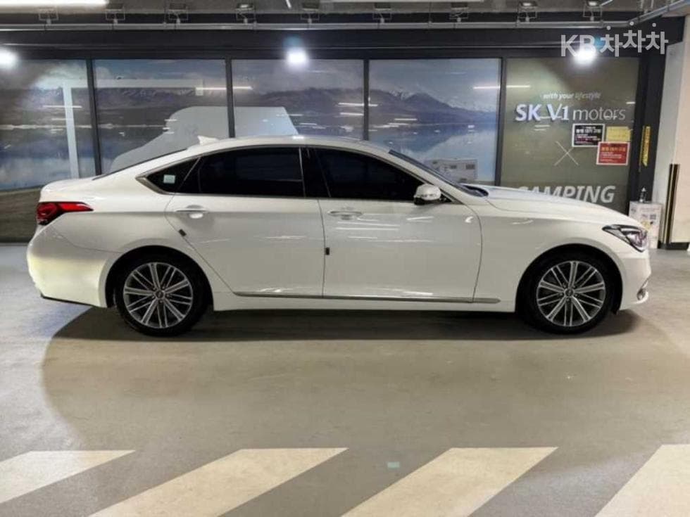 Genesis G803.3 GDI AWD Luxury Special (special feature/edition) - 3