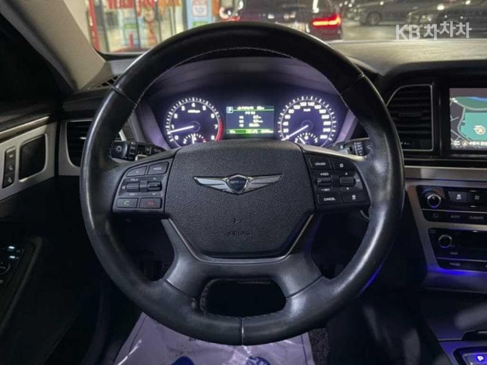 Genesis G803.3 GDI AWD Luxury Special (special feature/edition) - 8