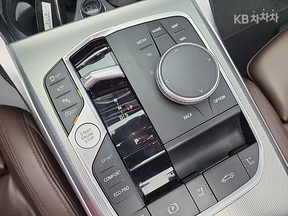 BMW 4시리즈 (G22)420i Convertible M Sport - 8