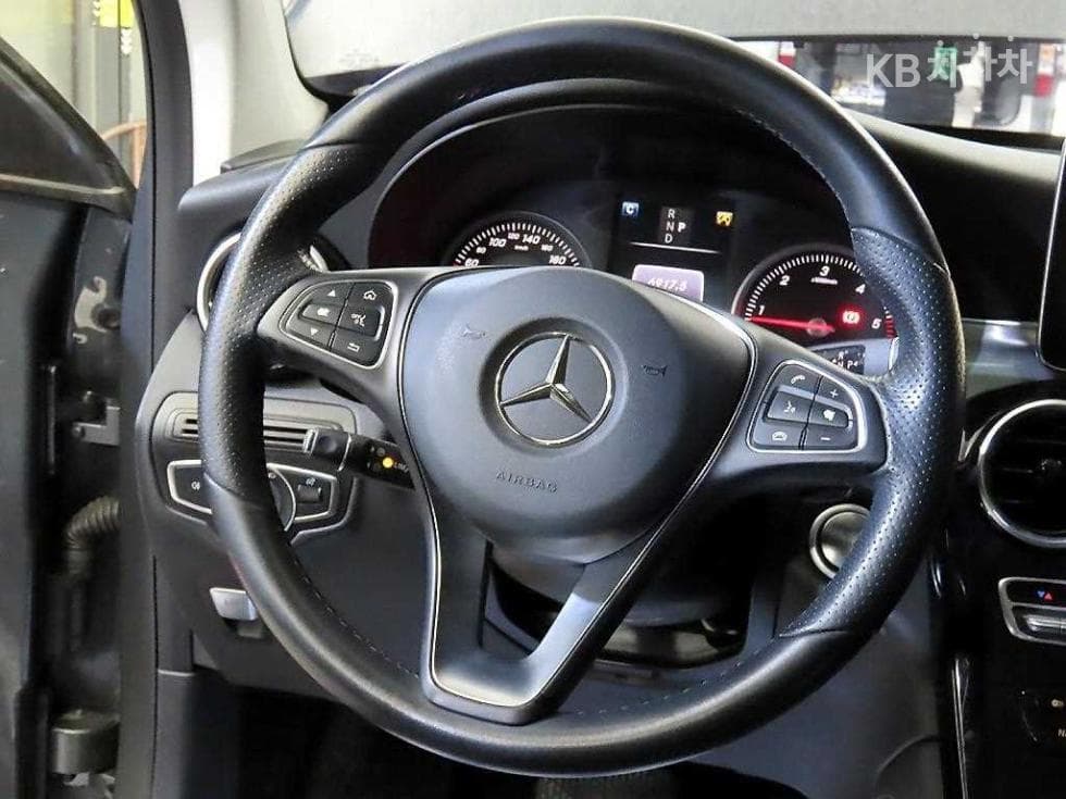 Mercedes-Benz GLC(X253)220 d 4Matic Standard - 8
