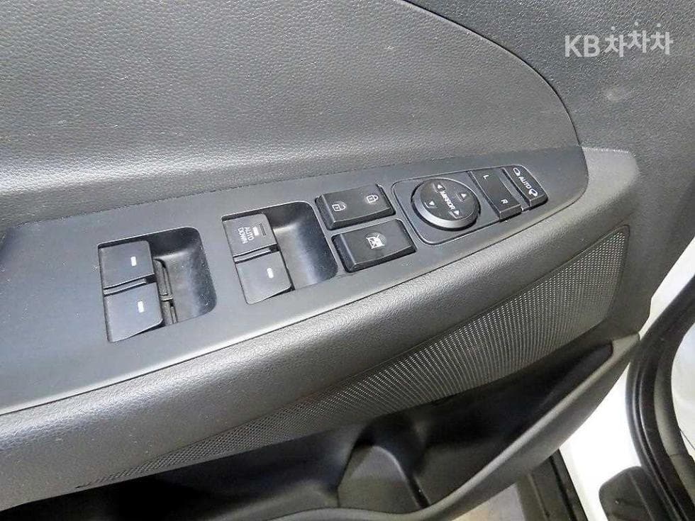 Hyundai All New TucsonDiesel(e-VGT R)1.6 2WD Modern - 13