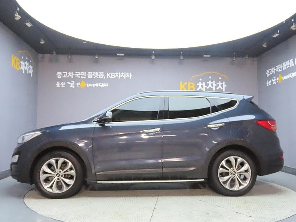 Hyundai Santa Fe DMHyundai R-engine 2.0 diesel 2WD PREMIUM Standard - 5