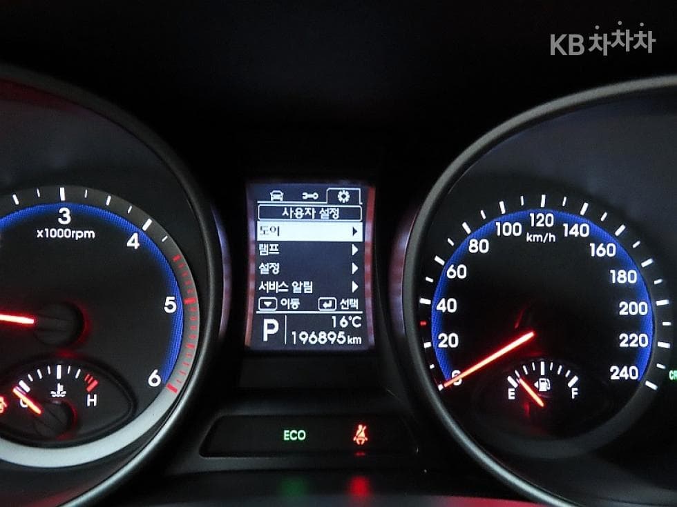 Hyundai Santa Fe DMHyundai R-engine 2.0 diesel 2WD PREMIUM Standard - 8