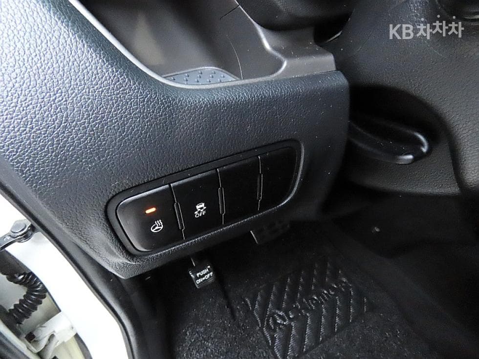 Kia Ray (van)1.0 Gasoline Turbo Prestige - 13