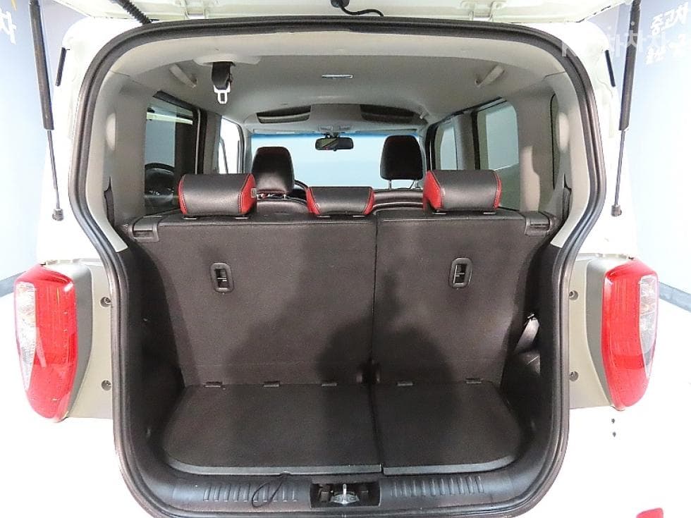 Kia Ray (van)1.0 Gasoline Turbo Prestige - 19