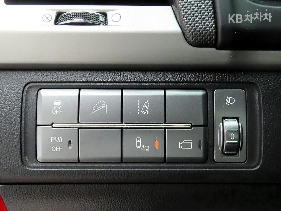 KG Mobility Rexton Sports Khan2.2 Diesel 4WD Pro페셔널 S - 11