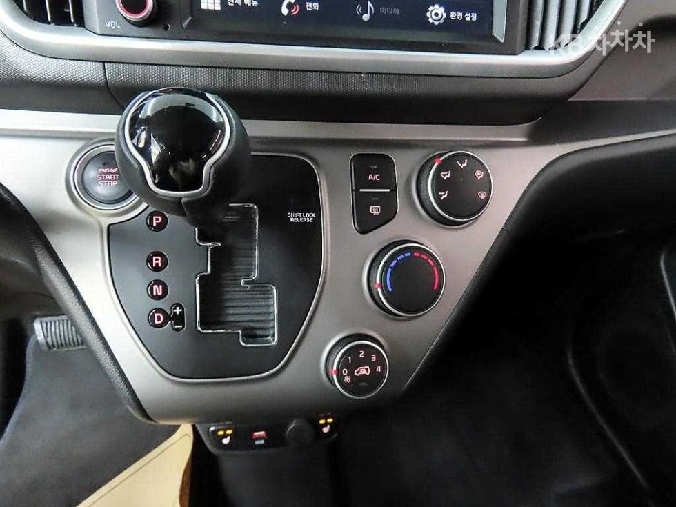 Kia The New (facelift) Ray (van)1.0 Gasoline Prestige - 10