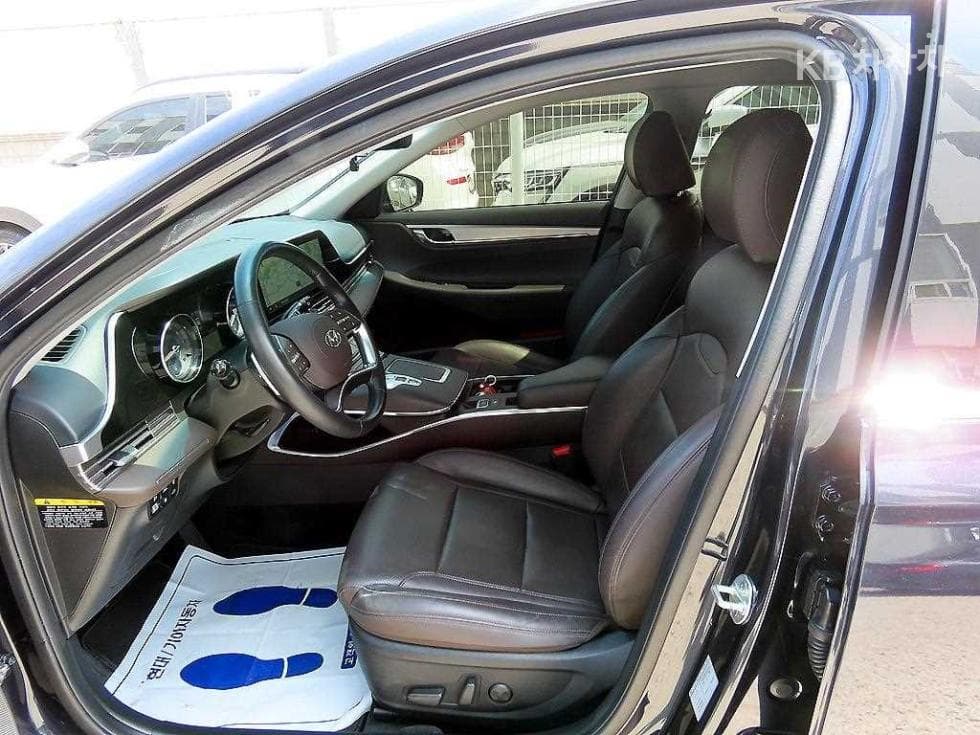 Hyundai The New (facelift) Grandeur (Azera)2.5 Premium 초이스 - 5