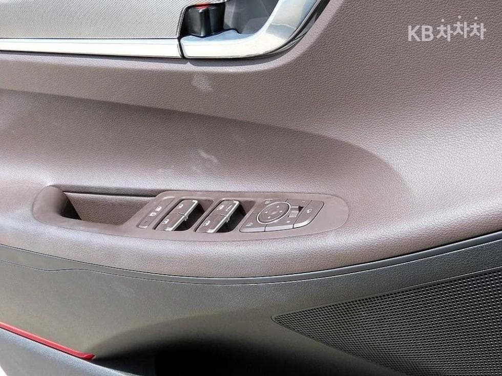 Hyundai The New (facelift) Grandeur (Azera)2.5 Premium 초이스 - 11