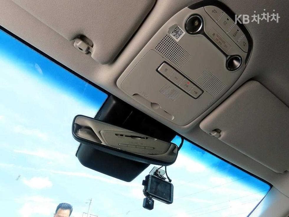 Hyundai The New (facelift) Grandeur (Azera)2.5 Premium 초이스 - 15