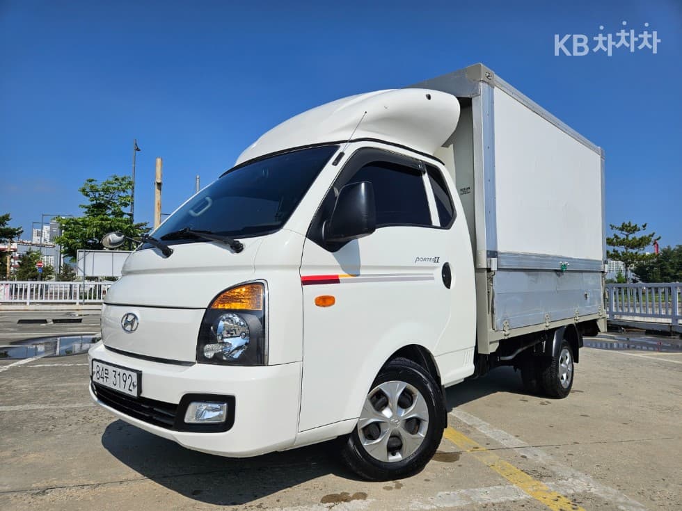 Hyundai Porter 2Extra Long Super Cab Wing Body Manual PLUS - 10