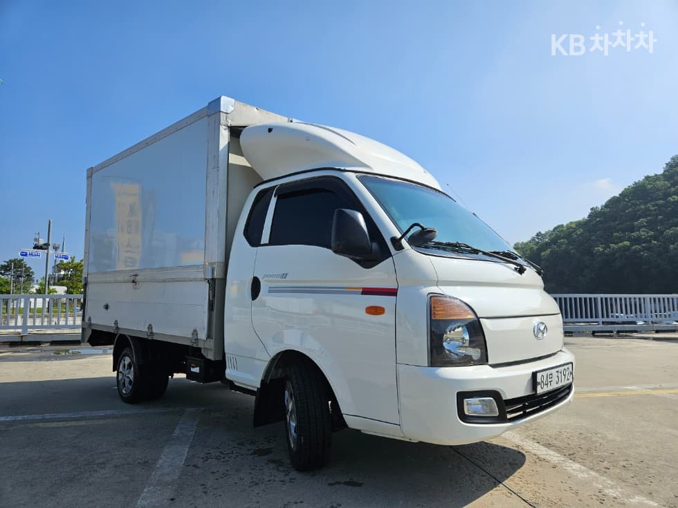 Hyundai Porter 2Extra Long Super Cab Wing Body Manual PLUS - 12