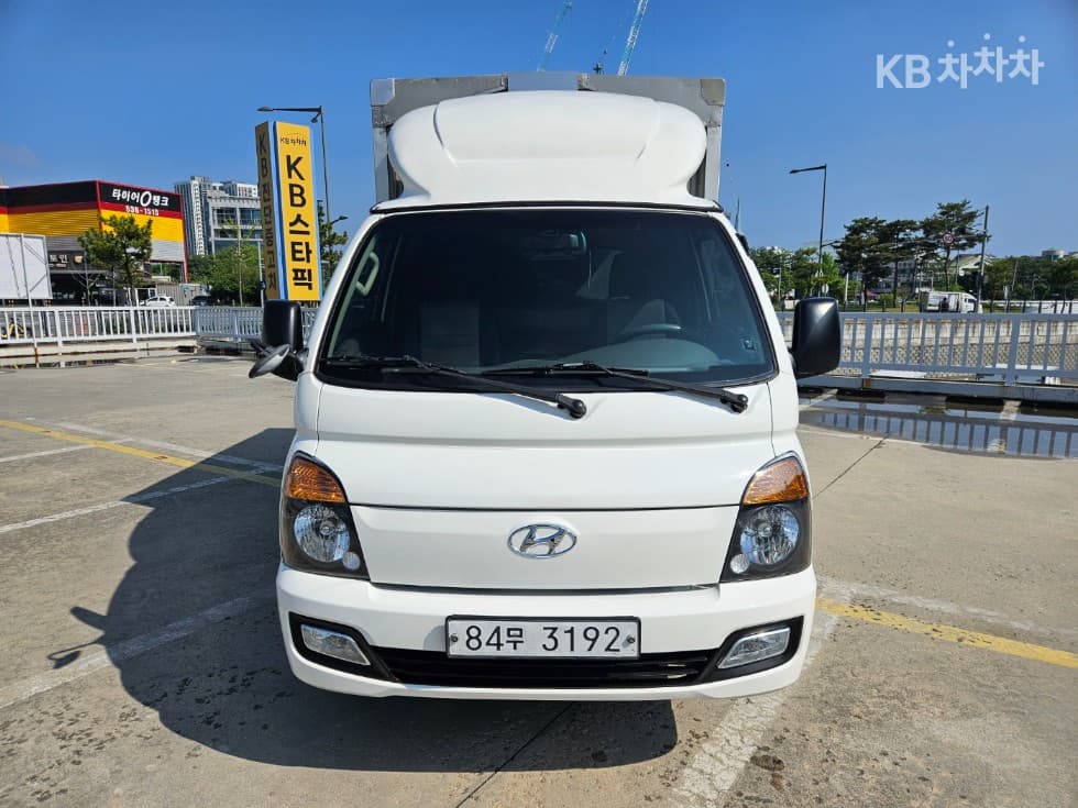 Hyundai Porter 2Extra Long Super Cab Wing Body Manual PLUS - 11