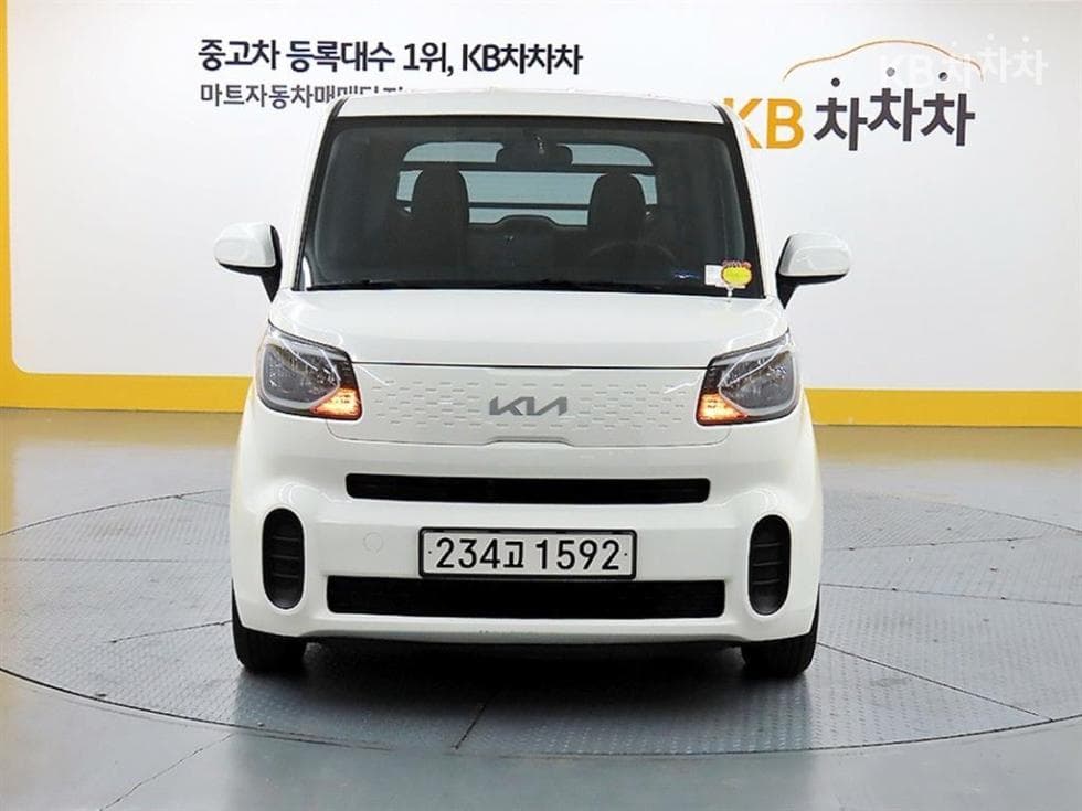 Kia The New (facelift) Ray (van) Van 1.0 Gasoline Van 2-seater Standard - Image 1