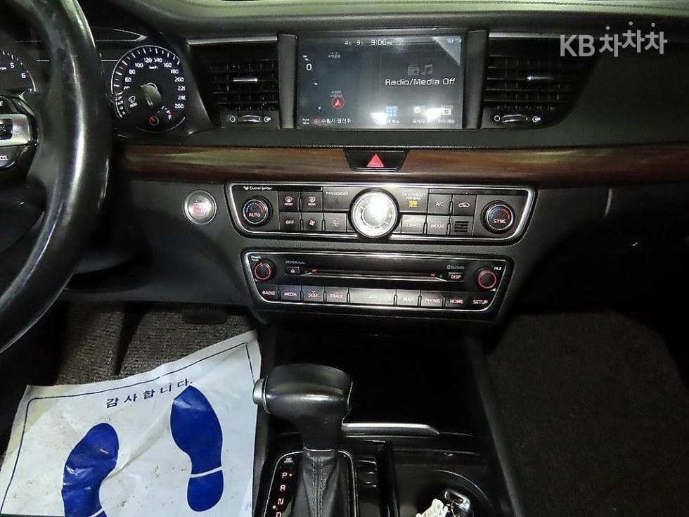 Kia All New K73.0 LPi Prestige - 11