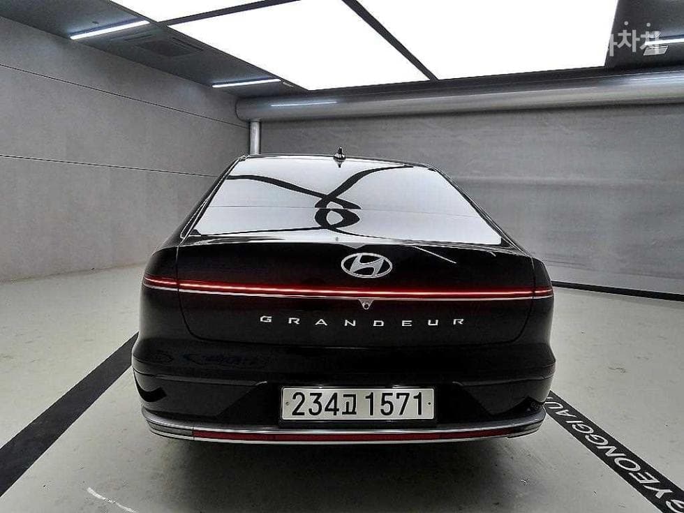 Хюндай Ди Всеново Grandeur (Azera)2.5L бензин 2WD Exclusive - 3