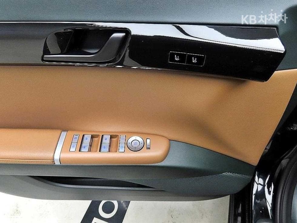 Хюндай Ди Всеново Grandeur (Azera)2.5L бензин 2WD Exclusive - 11