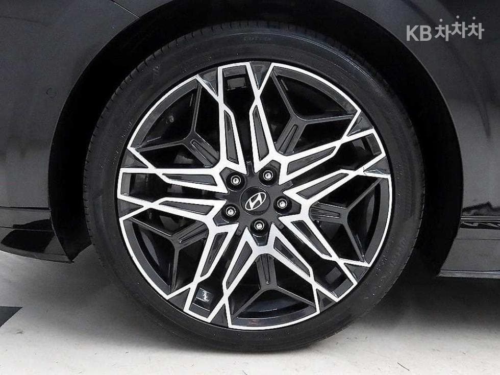 Хюндай Ди Всеново Grandeur (Azera)2.5L бензин 2WD Exclusive - 20