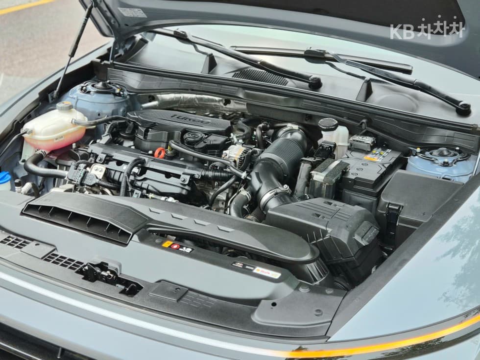 Hyundai Sonata The Edge (Sonata facelift)(DN8)1.6 Turbo Premium - 5