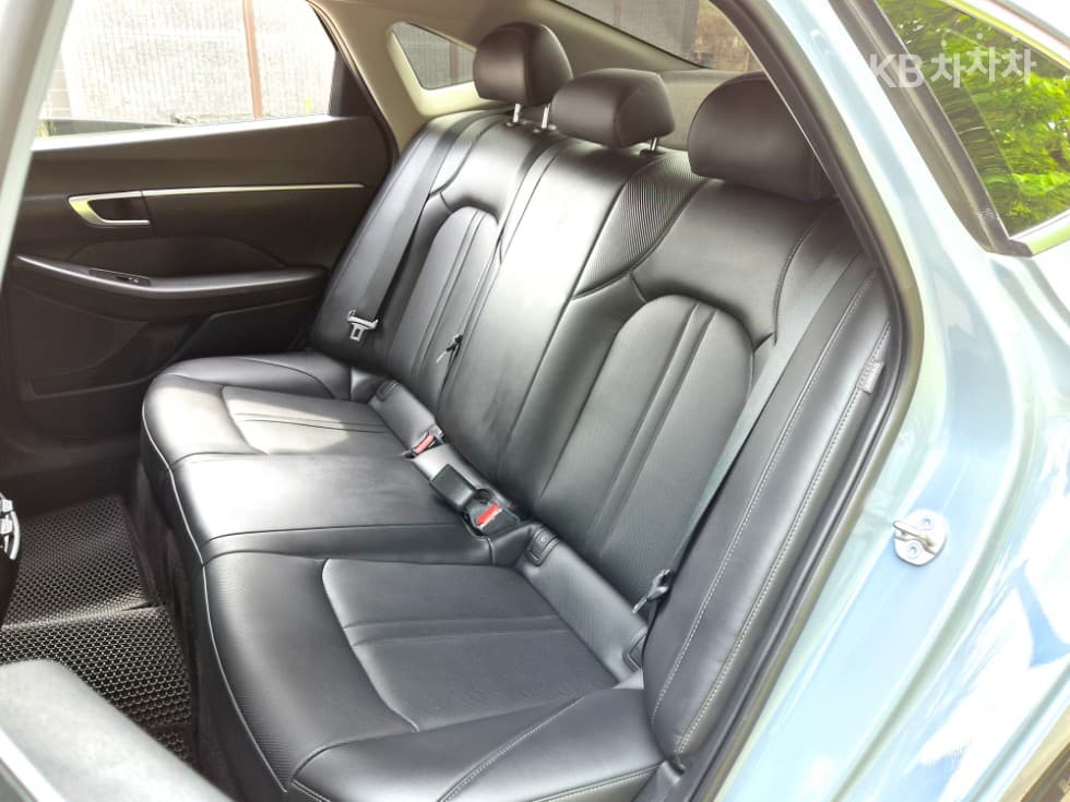 Hyundai Sonata The Edge (Sonata facelift)(DN8)1.6 Turbo Premium - 11
