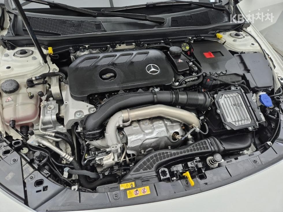 Mercedes-Benz A클래스(W177)A220 Sedan - - 5