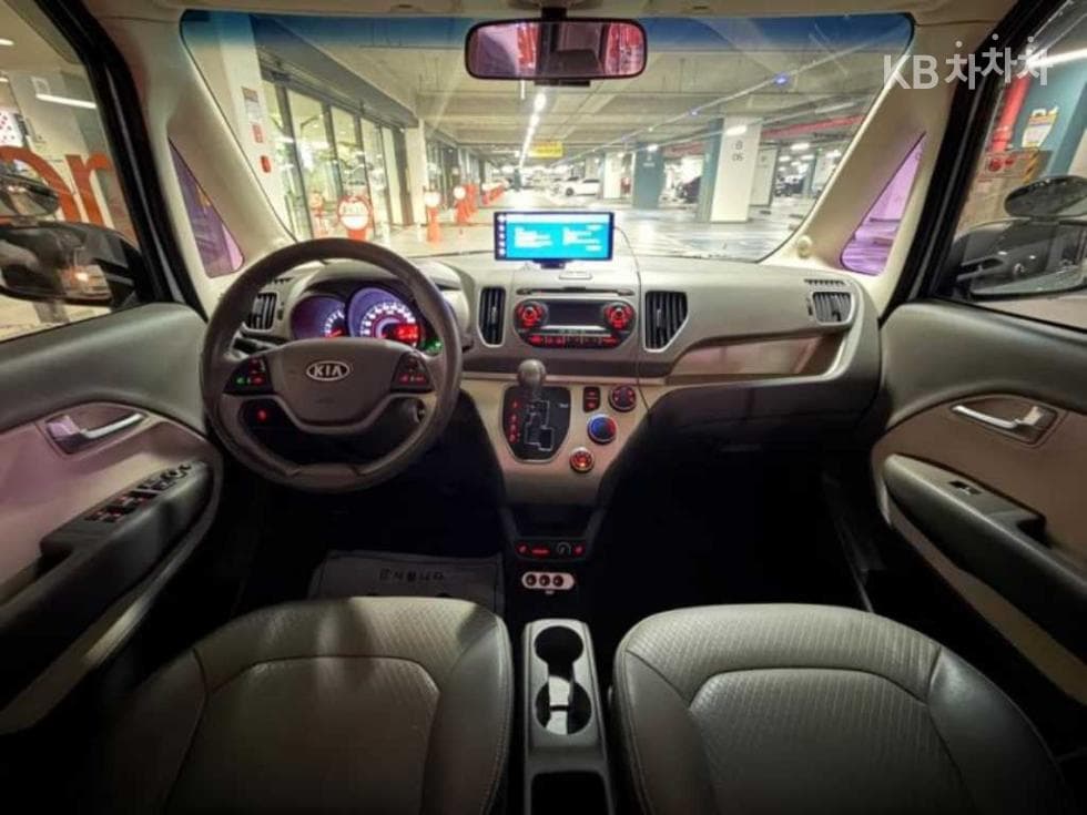 Kia Ray (van)1.0 Gasoline Luxury - 6
