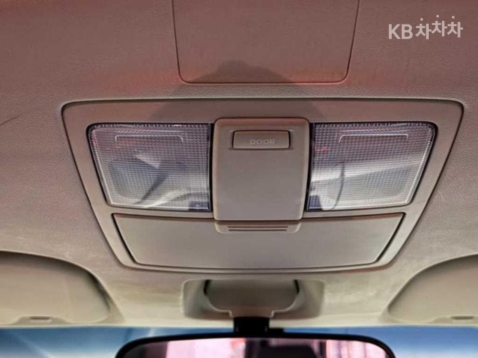 Kia Ray (van)1.0 Gasoline Luxury - 13