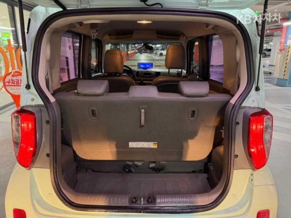 Kia Ray (van)1.0 Gasoline Luxury - 18