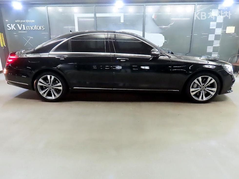 Mercedes-Benz New S-ClassS400L d 4Matic - 3